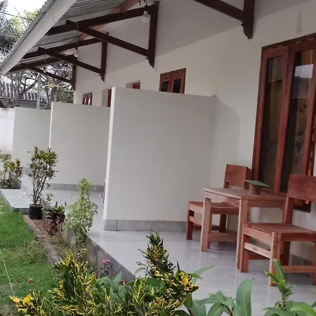Selow Homestay Kuta  Bagian luar foto